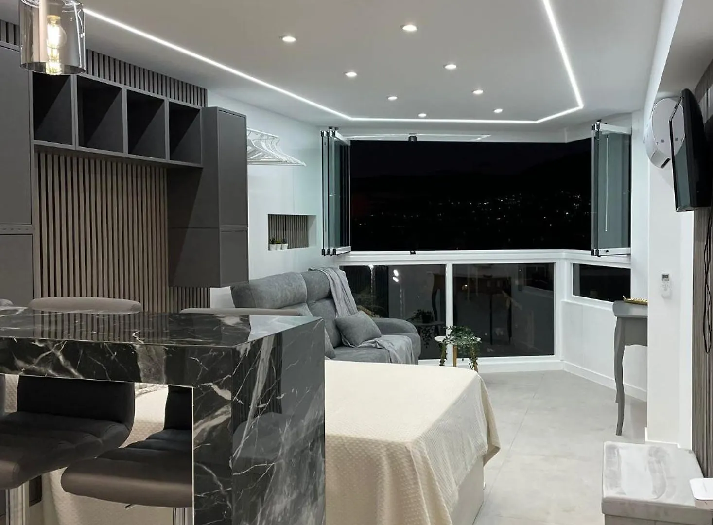 Luxury Piscis Apartamento Benalmádena